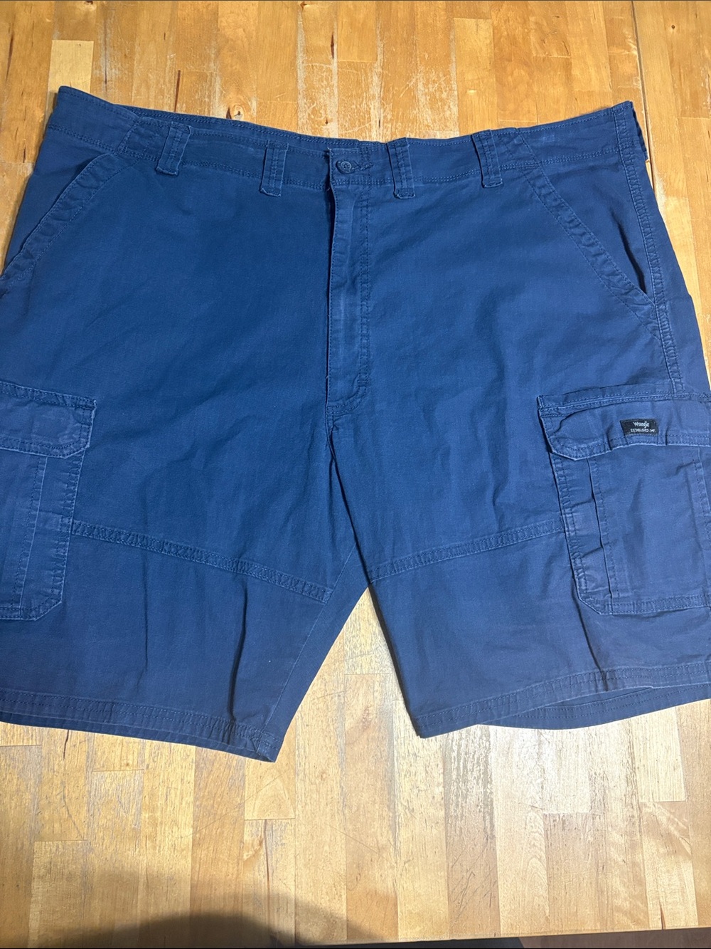 Wrangler Relaxed Fit Cargo Shorts